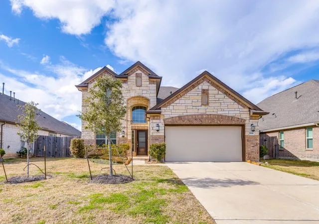 Photo 1 of Sale Pending at 2614 Autumn Hills Ln, Richmond, TX 77469 | MLS# 75169755 | Listing updated on 2026-09-22