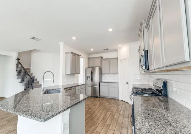 Photo 3 of Sale Pending at 2614 Autumn Hills Ln, Richmond, TX 77469 | MLS# 75169755 | Listing updated on 2026-09-22