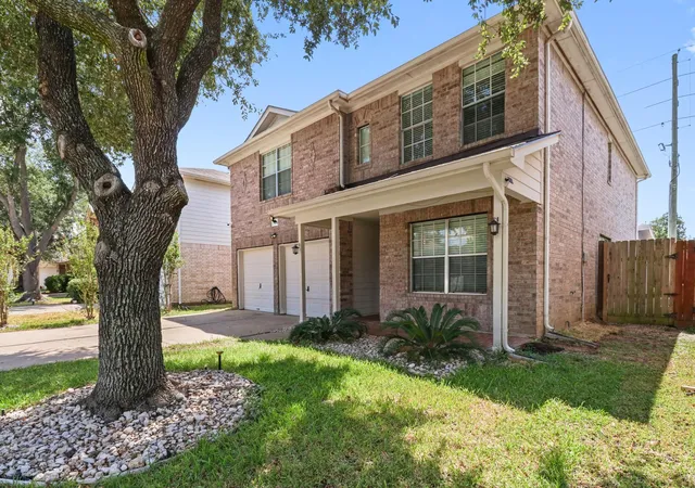Photo 3 of Single family home for sale at 19119 Colony Grv Ln, Katy, TX 77449 | MLS# 31311111 | Listing updated on 2026-09-03