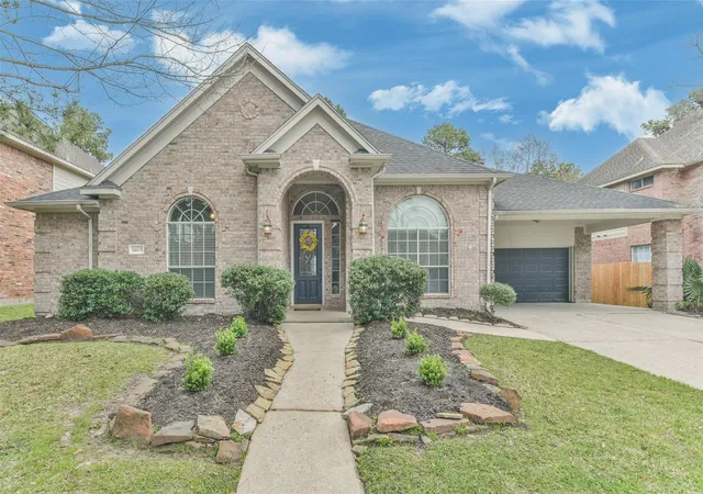 Photo 1 of Single family home for sale at 14435 Hartshill Dr, Houston, TX 77044 | MLS# 18130409 | Listing updated on 2026-09-15