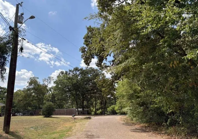 Photo 6 of Single family home for sale at 765 Maplewood St, Canton, TX 75103 | MLS# 75194391 | Listing updated on 2026-09-15