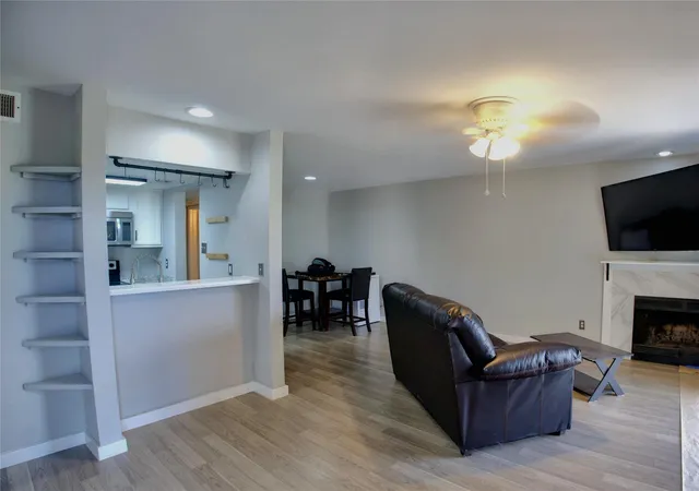 Photo 3 of Condo for sale at 1140 Fm 2094 #104A, Kemah, TX 77565 | MLS# 5815726 | Listing updated on 2026-10-06