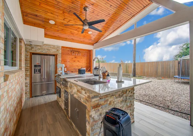 Photo 1 of Single family home for sale at 16127 Forest Way Dr, Houston, TX 77090 | MLS# 43925948 | Listing updated on 2026-09-12