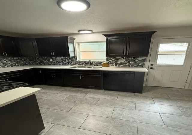 Photo 1 of Single family home for sale at 606 Wisconsin St, South Houston, TX 77587 | MLS# 31947343 | Listing updated on 2026-09-27
