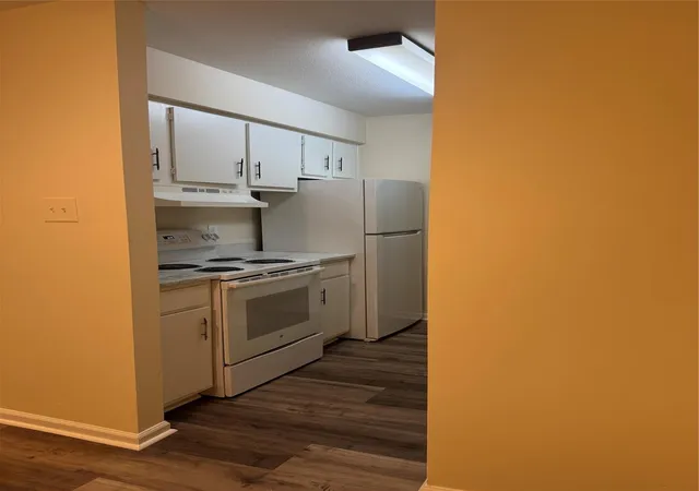 Photo 2 of Condo for sale at 3535 Nasa Rd 1 Pkwy #40, Seabrook, TX 77586 | MLS# 22732547 | Listing updated on 2026-09-11