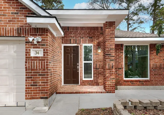 Photo 3 of Single family home for sale at 34 Cypress Byp Ct, Spring, TX 77382 | MLS# 86946365 | Listing updated on 2026-09-24