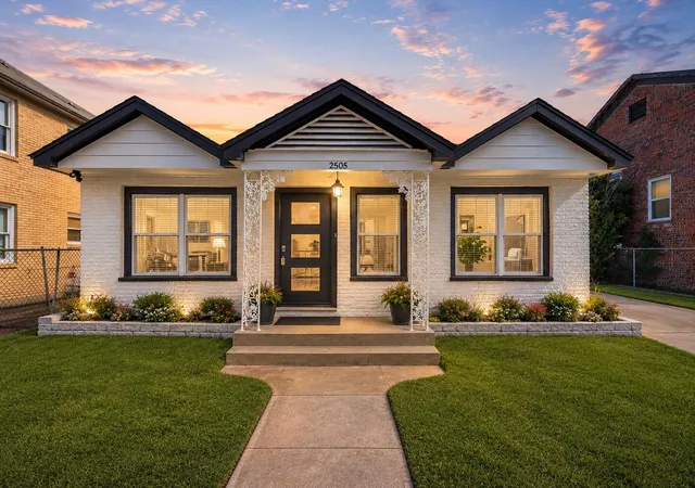 Photo 1 of Single family home for sale at 2505 Truxillo St, Houston, TX 77004 | MLS# 25716088 | Listing updated on 2026-09-09