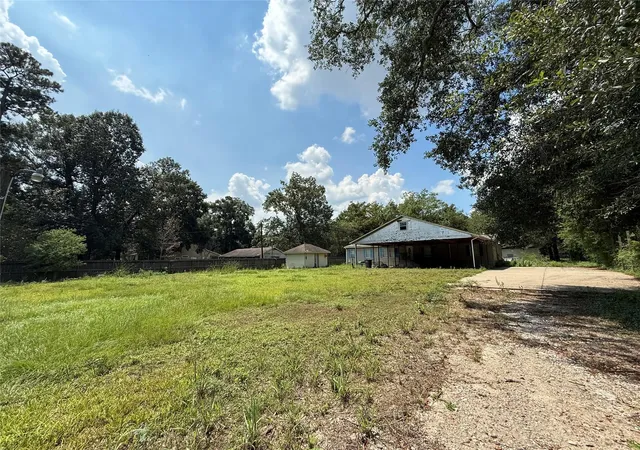 Photo 1 of Single family home for sale at 16550 Oakwood Dr, Splendora, TX 77372 | MLS# 97038378 | Listing updated on 2026-09-09