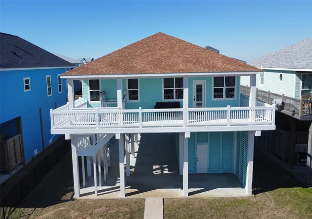 Photo 4 of Single family home for sale at 2120 Laguna Harbor Cvs Blvd, Port Bolivar, TX 77650 | MLS# 31578064 | Listing updated on 2026-09-09