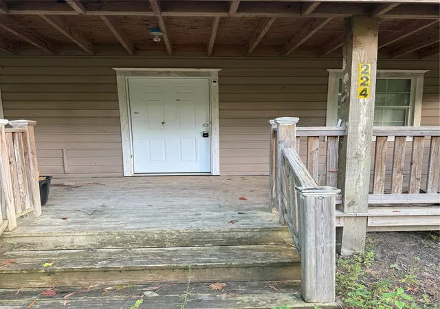 Photo 2 of Single family home for sale at 224 Sequoia Ln, Onalaska, TX 77360 | MLS# 14362210 | Listing updated on 2026-09-09