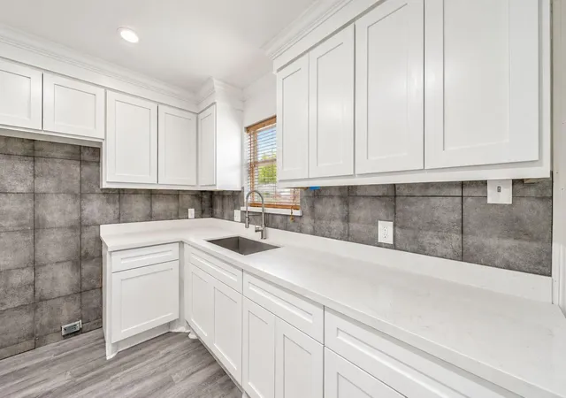 Photo 4 of Single family home for sale at 9907 Towne Brk Ln, Sugar Land, TX 77498 | MLS# 85188977 | Listing updated on 2026-10-07