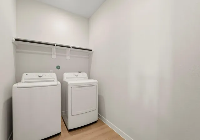 Photo 3 of Single family home for sale at 29219 Dandelion Sky Dr, Waller, TX 77484 | MLS# 37176364 | Listing updated on 2026-10-07