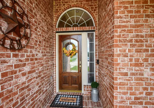 Photo 4 of Single family home for sale at 2402 Ligustrum Flower Dr, Spring, TX 77388 | MLS# 32532057 | Listing updated on 2026-09-12