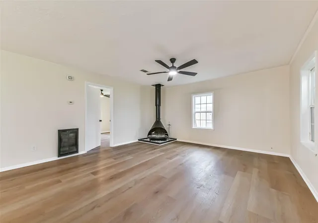 Photo 3 of Single family home for sale at 11830 15th Street, Santa Fe, TX 77510 | MLS# 39583562 | Listing updated on 2026-10-05