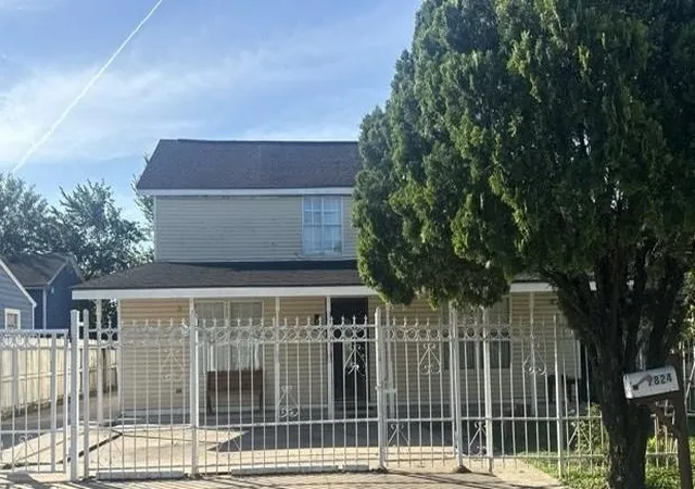 Photo 1 of Sale Pending at 7824 Detroit St, Houston, TX 77017 | MLS# 41522101 | Listing updated on 2026-10-08