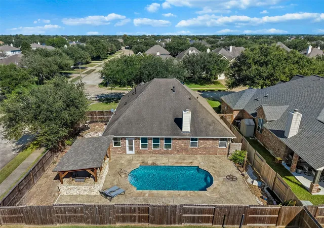 Photo 1 of Single family home for sale at 2201 Lilyglen Ct, League City, TX 77573 | MLS# 72651150 | Listing updated on 2026-10-10