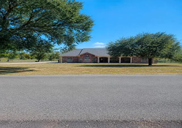 Photo 1 of Single family home for sale at 108 Deer Ridge Dr, La Vernia, TX 78121 | MLS# 90719256 | Listing updated on 2026-09-24