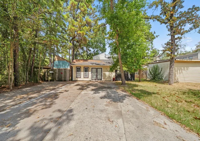 Photo 1 of Single family home for sale at 26628 Quail Ct, Huntsville, TX 77320 | MLS# 2748859 | Listing updated on 2026-09-11