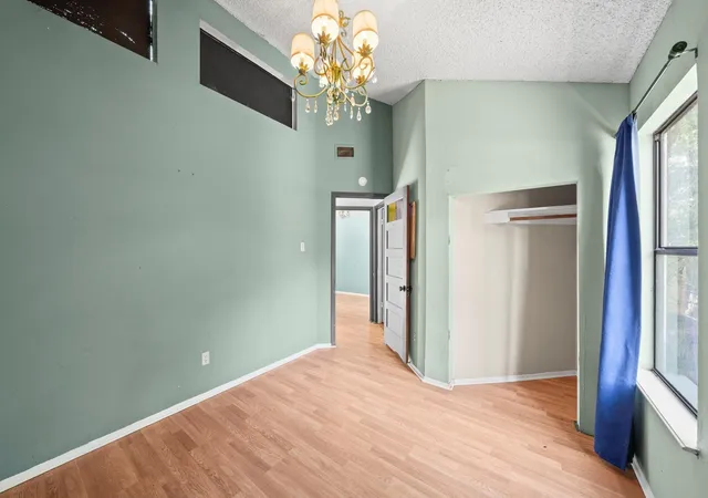 Photo 4 of Single family home for sale at 26628 Quail Ct, Huntsville, TX 77320 | MLS# 2748859 | Listing updated on 2026-10-07