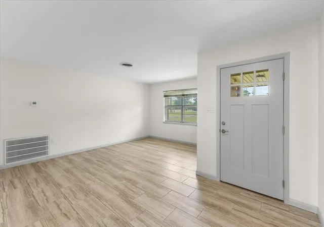 Photo 4 of Single family home for sale at 17310 Wellborne Rd, Pearland, TX 77584 | MLS# 95894587 | Listing updated on 2026-09-05