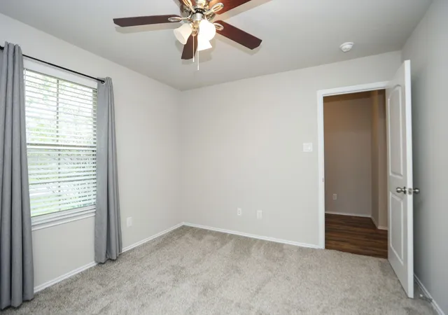 Photo 4 of Single family home for sale at 40430 Red Poppy Ln, Magnolia, TX 77354 | MLS# 91546033 | Listing updated on 2026-10-11
