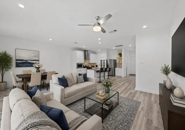 Photo 2 of Single family home for sale at 10406 Hadley Park Trl, Houston, TX 77051 | MLS# 85084593 | Listing updated on 2026-09-15