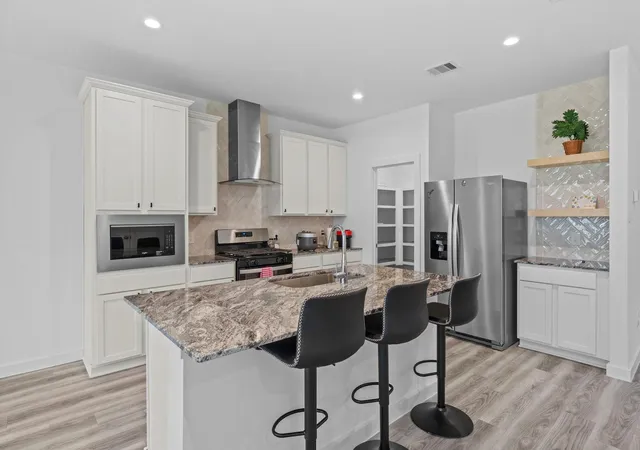 Photo 3 of Single family home for sale at 10406 Hadley Park Trl, Houston, TX 77051 | MLS# 85084593 | Listing updated on 2026-09-15
