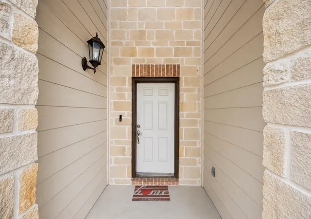 Photo 2 of Single family home for sale at 10601 Clouds Rest Dr, Rosharon, TX 77583 | MLS# 37670496 | Listing updated on 2026-09-15