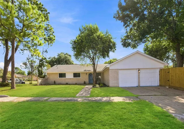 Photo 1 of Single family home for sale at 9223 Benning Dr, Houston, TX 77031 | MLS# 89714133 | Listing updated on 2026-09-26