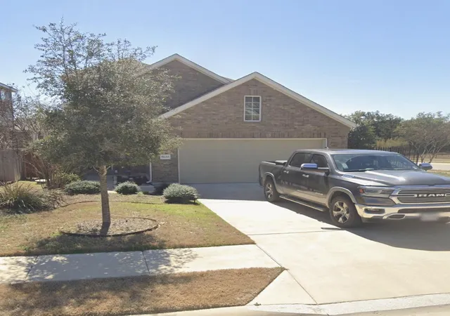 Photo 3 of Single family home for sale at 8120 Prairie Rye Dr, Lago Vista, TX 78645 | MLS# 35813326 | Listing updated on 2026-09-23