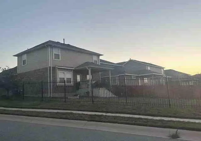 Photo 4 of Single family home for sale at 8120 Prairie Rye Dr, Lago Vista, TX 78645 | MLS# 35813326 | Listing updated on 2026-09-23