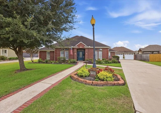 Photo 1 of Single family home for sale at 6320 Meadow Mist St, Orange, TX 77632 | MLS# 67557099 | Listing updated on 2026-09-23