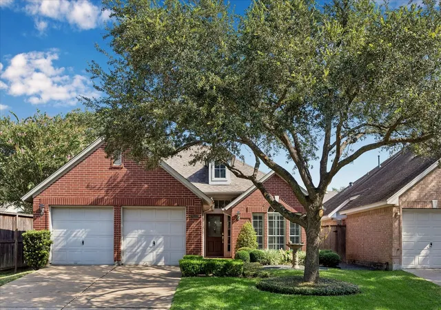 Photo 1 of Single family home for sale at 7018 Afton Woods Dr, Houston, TX 77055 | MLS# 47506843 | Listing updated on 2026-09-19
