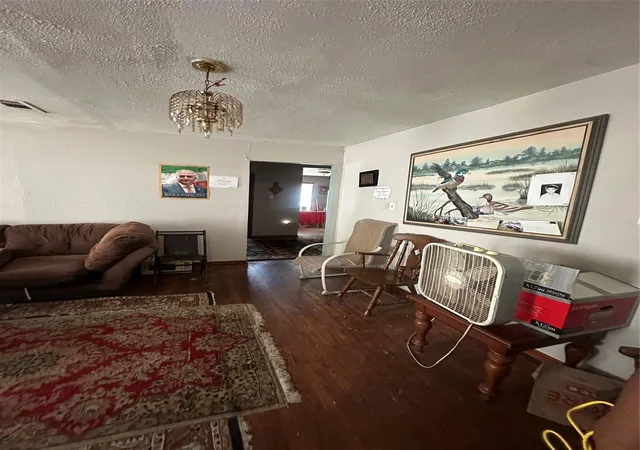 Photo 3 of Single family home for sale at 8105 Howard Dr, Houston, TX 77017 | MLS# 76091838 | Listing updated on 2026-09-17