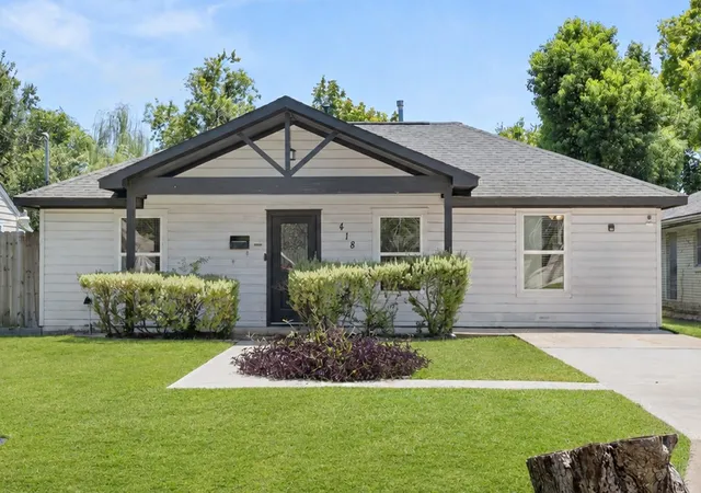 Photo 1 of Single family home for sale at 418 Neyland St, Houston, TX 77022 | MLS# 74250751 | Listing updated on 2026-09-24