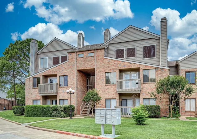 Photo 2 of Townhouse for sale at 2023 Gentryside Dr #508, Houston, TX 77077 | MLS# 84774952 | Listing updated on 2026-09-09