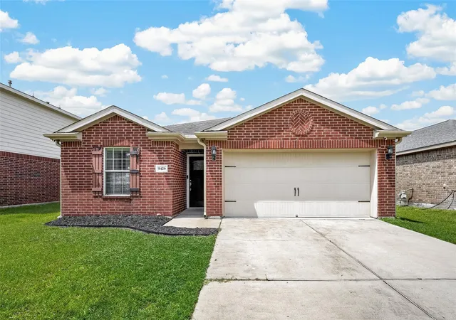 Photo 2 of Single family home for sale at 9426 Peridot Green Dr, Rosharon, TX 77583 | MLS# 82964594 | Listing updated on 2026-09-07