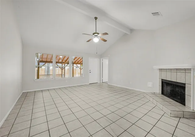 Photo 4 of Sale Pending at 15707 Fincher Dr, Friendswood, TX 77546 | MLS# 42787311 | Listing updated on 2026-09-16