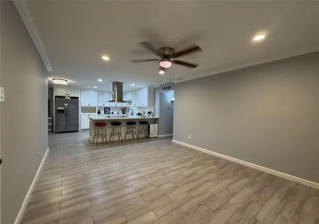 Listing Photo 4 - Condo for sale in building located at 7703 Moonmist, Houston, TX 77036 - Unit #B