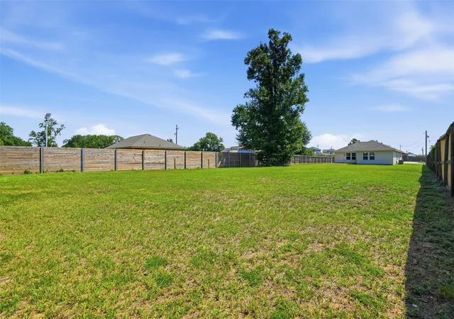 Photo 3 of Single family home for sale at 37 Road 5103, Cleveland, TX 77327 | MLS# 18090927 | Listing updated on 2026-10-23