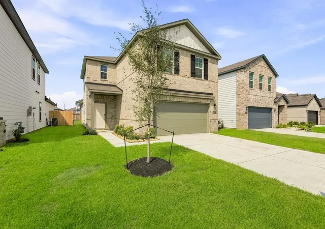Photo 2 of Single family home for sale at 4034 Bay Ct, Brookshire, TX 77423 | MLS# 97476592 | Listing updated on 2026-10-10