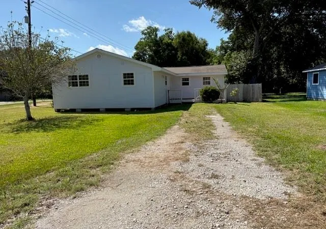 Photo 2 of Single family home for sale at 7220 Moore, Hitchcock, TX 77563 | MLS# 91956718 | Listing updated on 2026-09-25