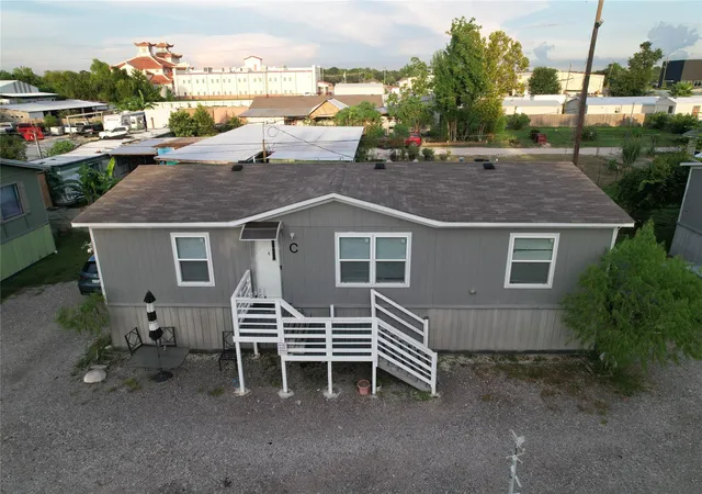 Photo 4 of Multi family home for sale at 3234 Bobbie St, Houston, TX 77086 | MLS# 52856690 | Listing updated on 2026-09-11