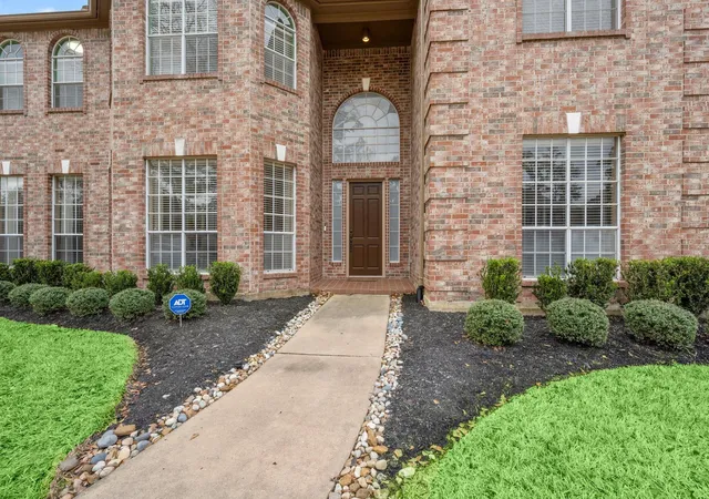 Photo 3 of Single family home for sale at 17107 Wunder Hl Dr, Spring, TX 77379 | MLS# 40943746 | Listing updated on 2026-09-21
