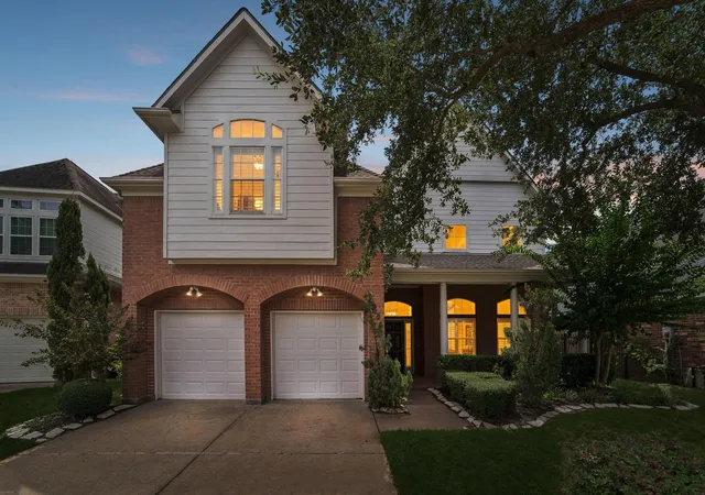 Photo 3 of Single family home for sale at 6011 Katie Leigh Ln, Sugar Land, TX 77479 | MLS# 48326721 | Listing updated on 2026-10-03