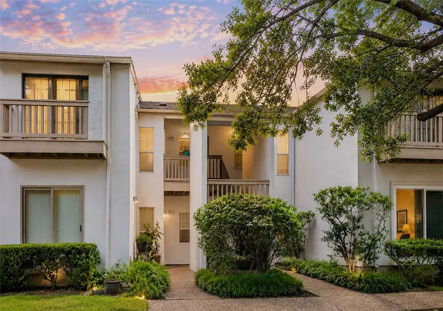 Photo 1 of Condo for sale at 2100 Tanglewilde St #482, Houston, TX 77063 | MLS# 21043000 | Listing updated on 2026-09-17