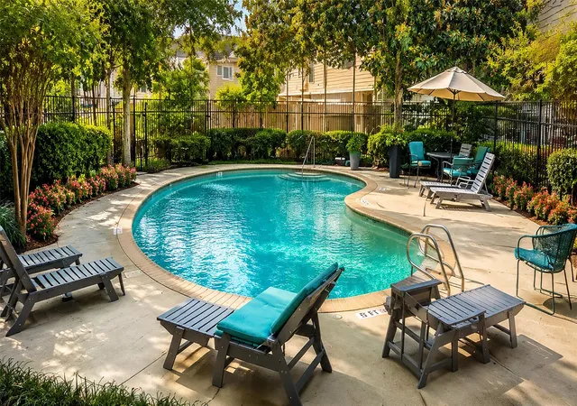 Photo 2 of Condo for sale at 2100 Tanglewilde St #482, Houston, TX 77063 | MLS# 21043000 | Listing updated on 2026-09-17
