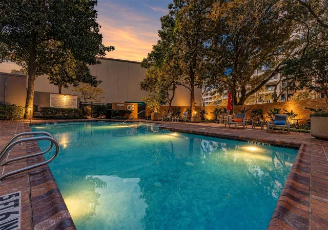 Photo 3 of Condo for sale at 14 Greenway Plz #23M, Houston, TX 77046 | MLS# 71560815 | Listing updated on 2026-09-23