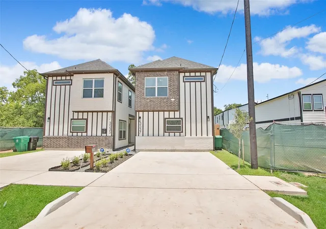 Photo 2 of Single family home for sale at 3537 Mt Pleasant St, Houston, TX 77021 | MLS# 97916434 | Listing updated on 2026-09-09