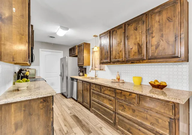 Photo 3 of Single family home for sale at 7665 June St, Orange, TX 77632 | MLS# 81923166 | Listing updated on 2026-10-09